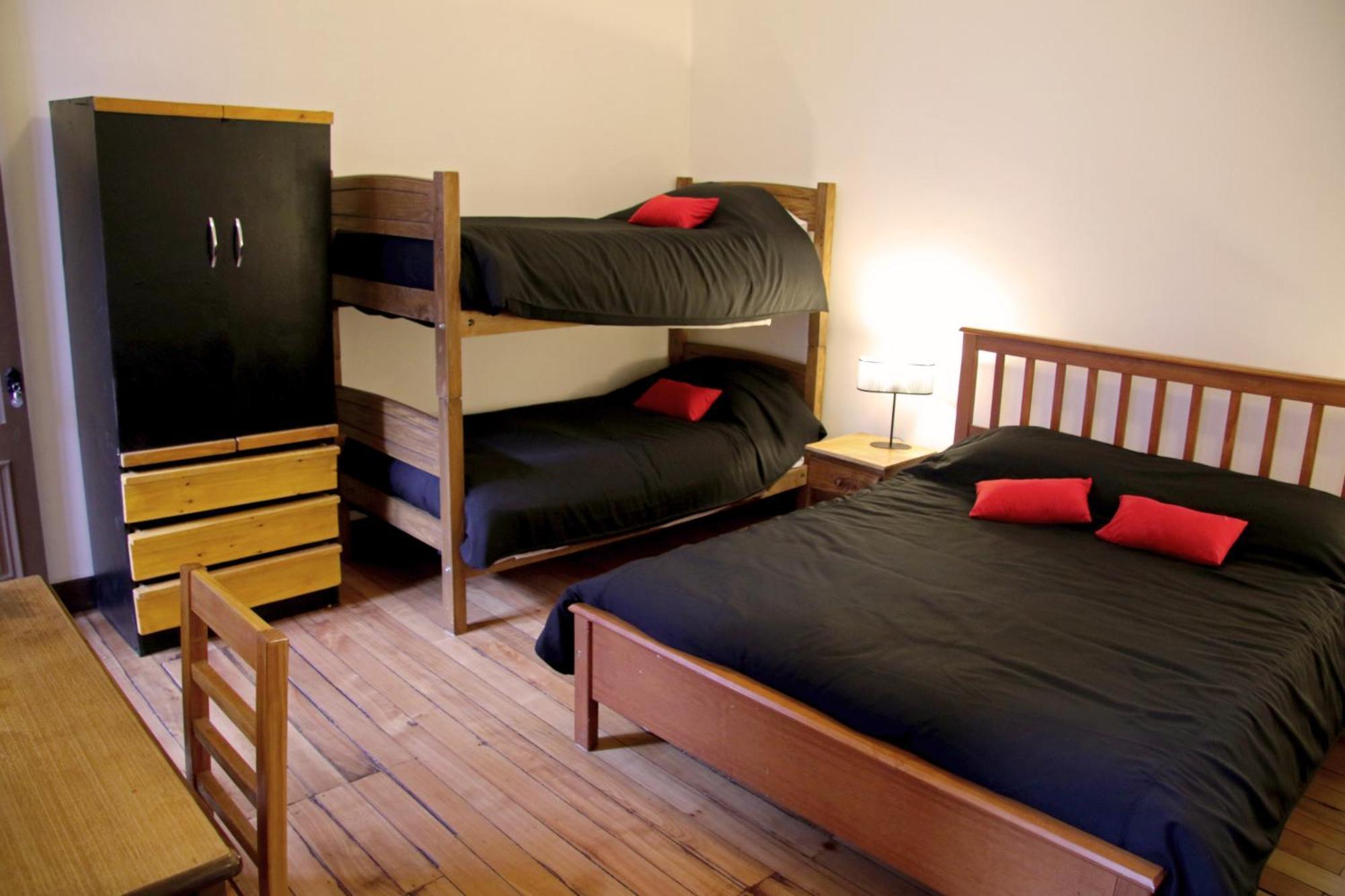 Hostal Irreal Santiago du Chili Extérieur photo